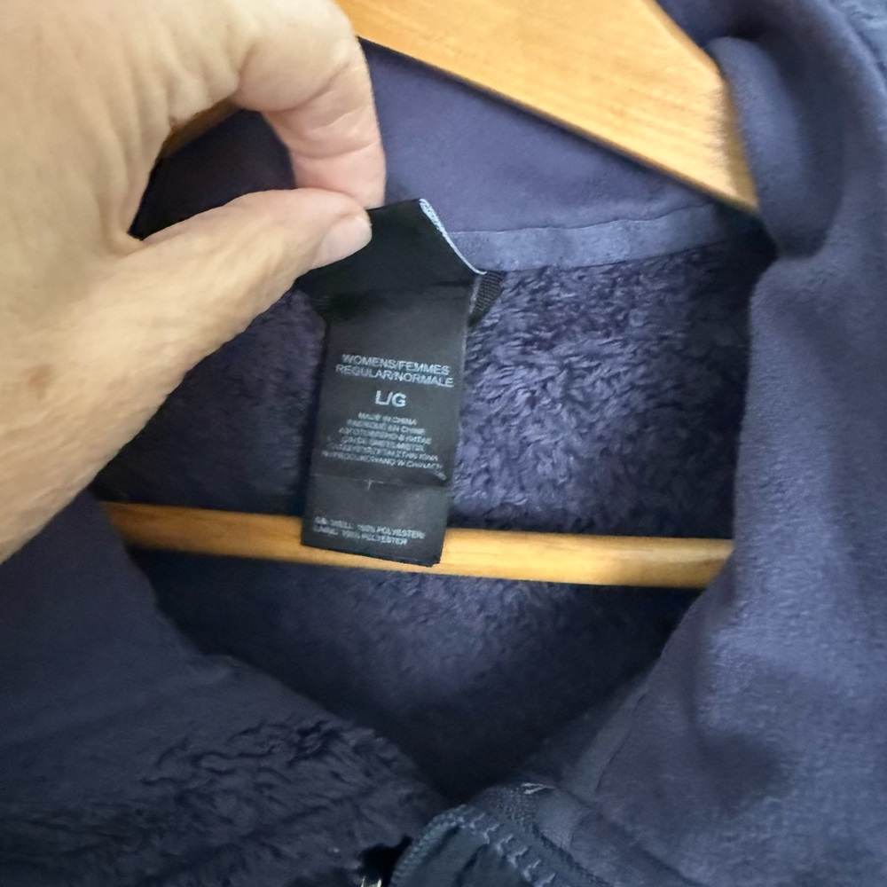 The North Face blue Fleece Jacket - Picture 2 of 4